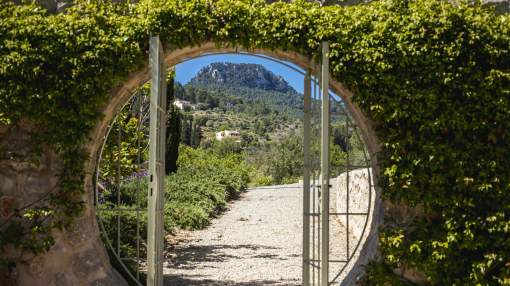 Unique renovated country estate in Puigpunyent Unique renovated country estate in Puigpunyent